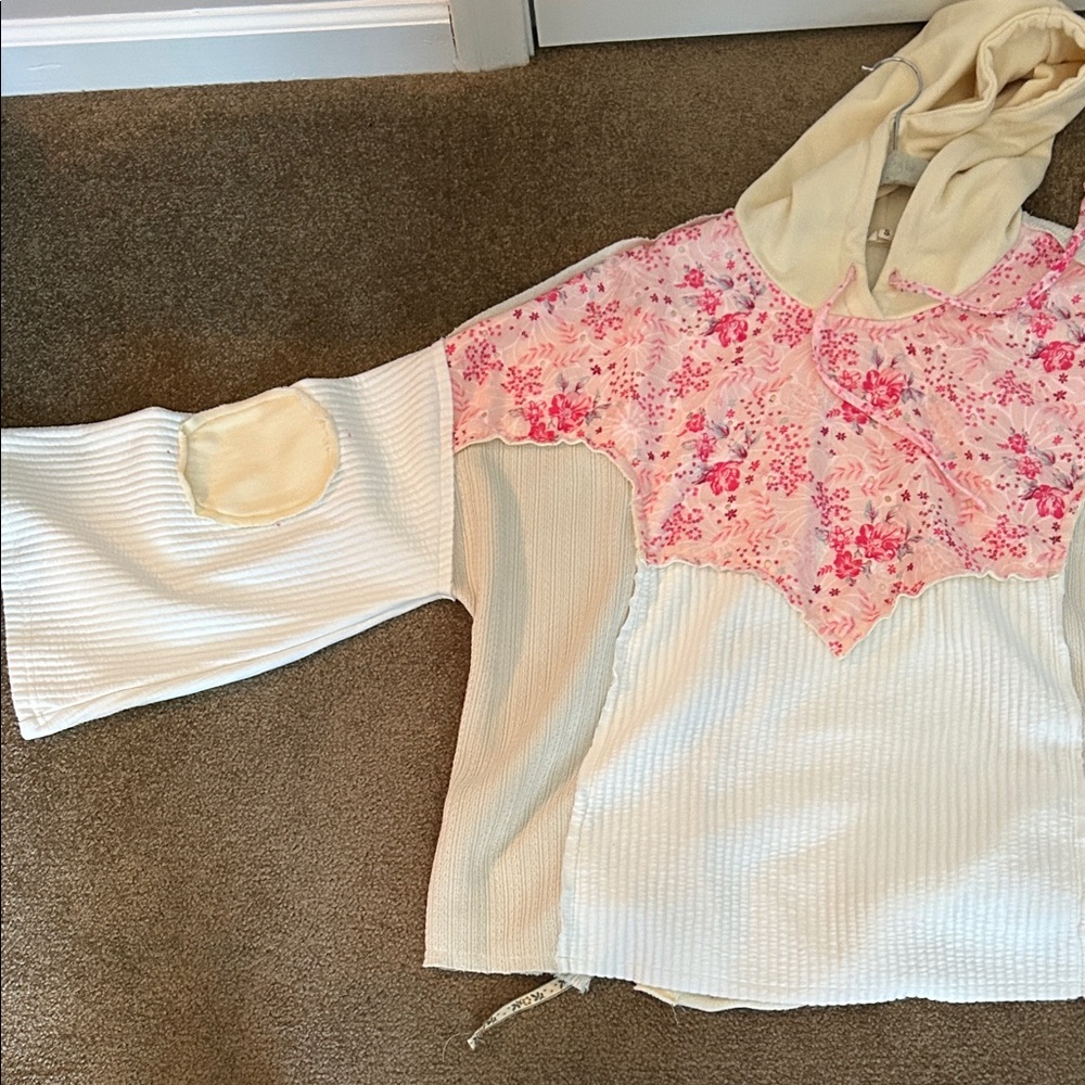 POL Cream Hoodie with Pink Floral Accents - Picture 7 of 7